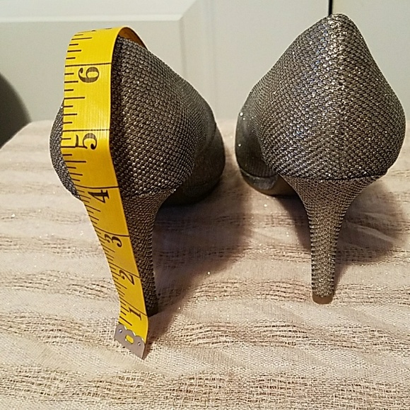 Shoes - Picture 5 of 5